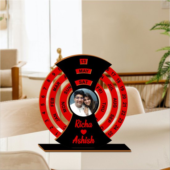Send Timeless Love Calendar Gift Online Rs650  FlowerAura